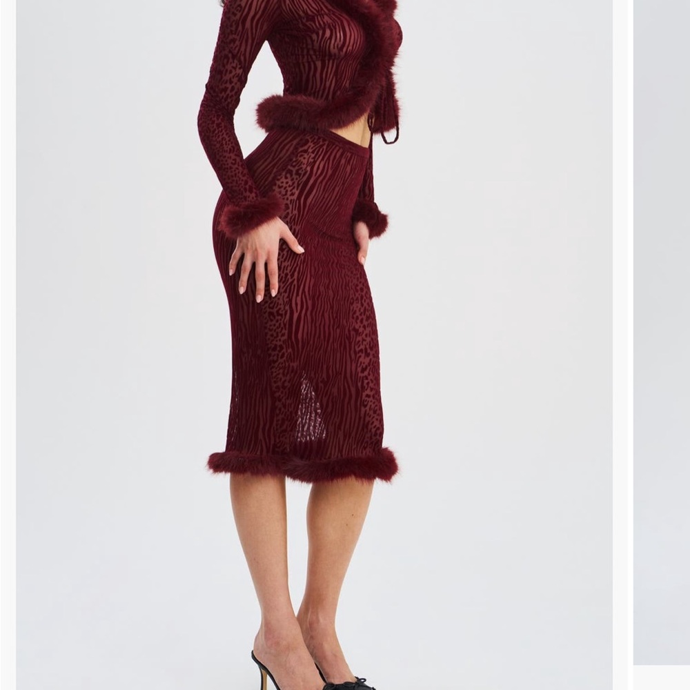 Elegant Burgundy Midi Skirt